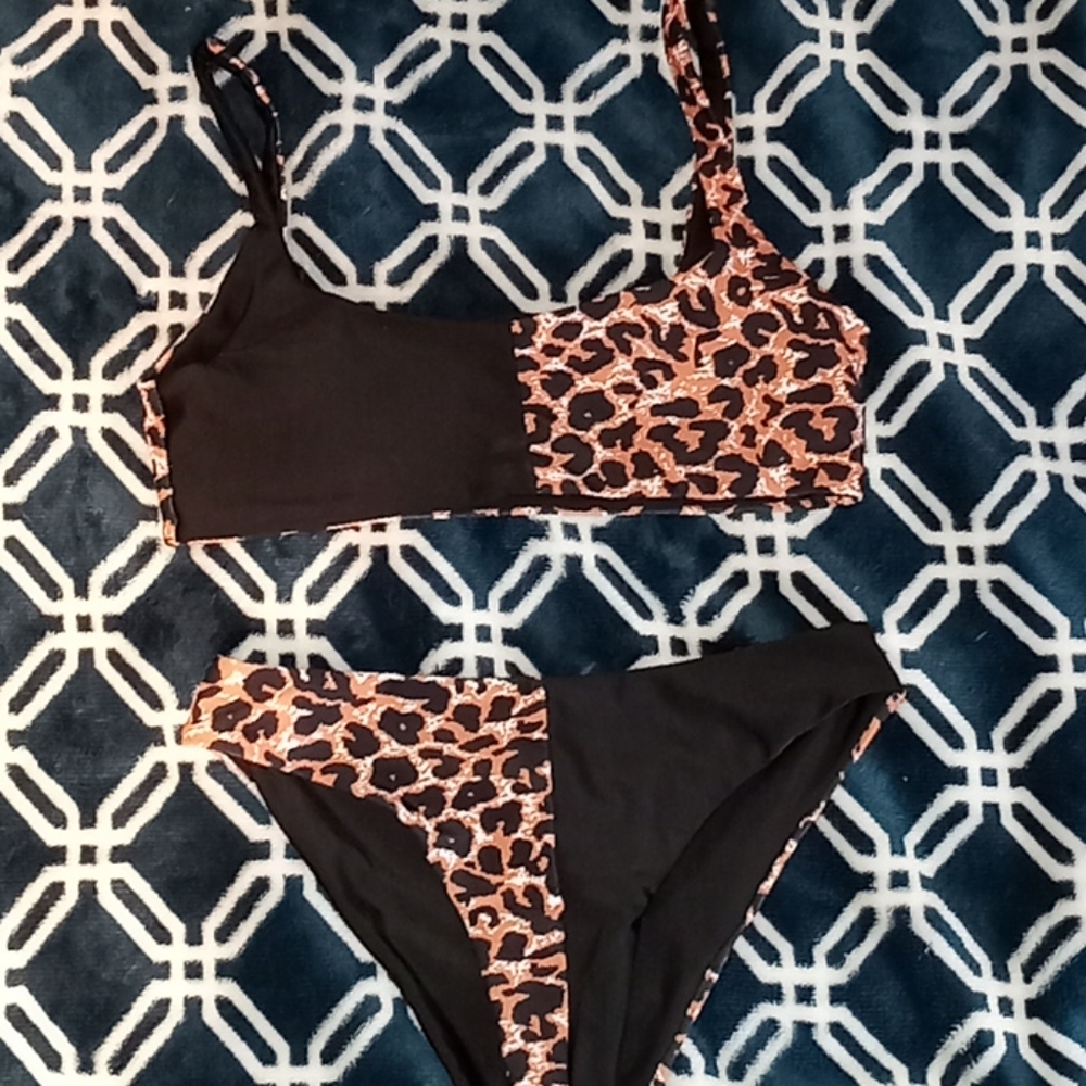 Cheetah bikini, black and cheetah